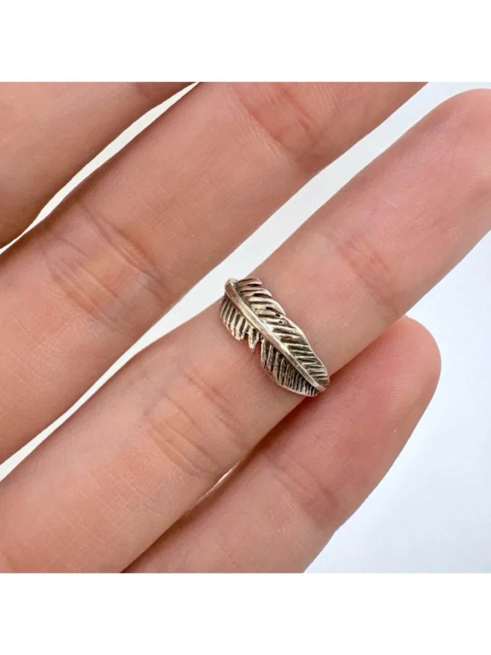 N/A feather design